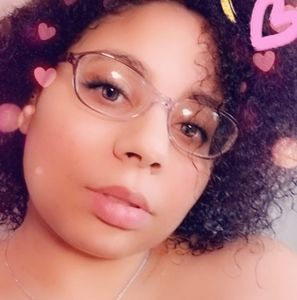 Meet your Posher, Shantese